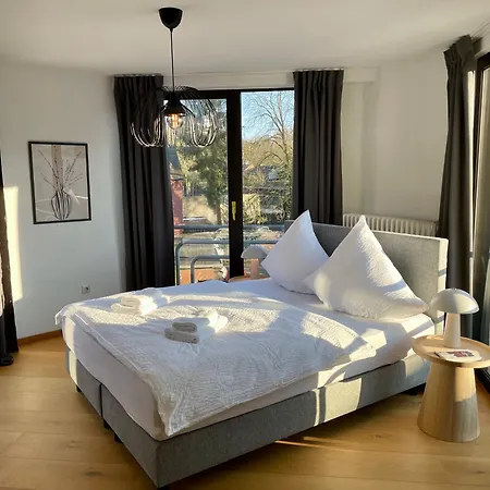 Vibe Altstadt - Zentral - Sonnig - Voll Ausgestattet