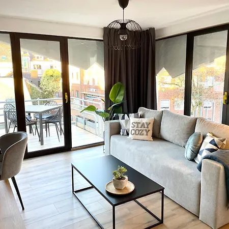 Vibe Altstadt - Zentral - Sonnig - Voll Ausgestattet דירה