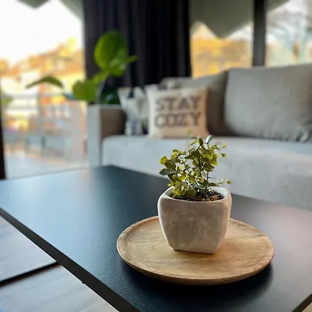 Apartment Vibe Altstadt - Zentral - Sonnig - 24h Check In
