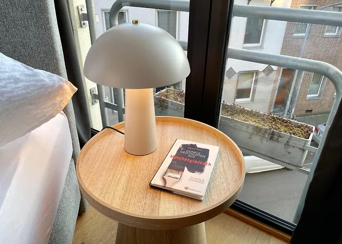 Vibe Altstadt - Zentral - Sonnig - Voll Ausgestattet *